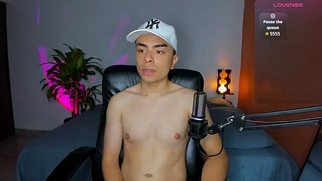 Snapshot of obzidyan chatting on September 19, 2025, 12:47 am obzidyan online show from September 19, 2025, 12:47 am