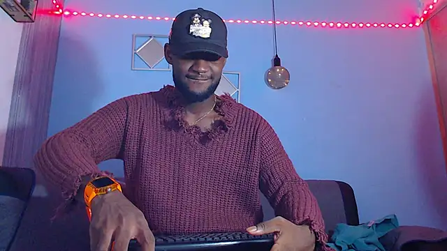 Snapshot of eebony_stallion chatting on February 28, 2026, 3:17 am eebony stallion online show from February 28, 2026, 3:17 am