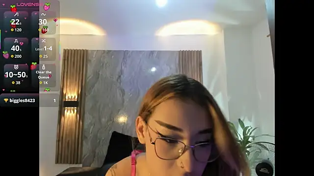 Snapshot of Melodylane chatting on November 13, 2025, 11:03 am Melodylane online show from November 13, 2025, 11:03 am