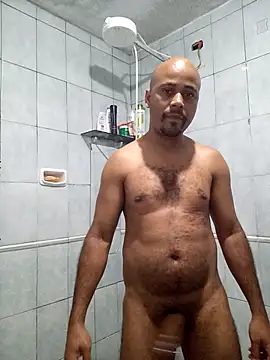 Snapshot of reisloko chatting on November 13, 2025, 9:19 pm reisloko online show from November 13, 2025, 9:19 pm