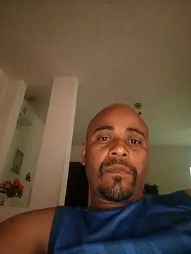 Snapshot of reisloko chatting on November 19, 2025, 9:59 pm reisloko online show from November 19, 2025, 9:59 pm