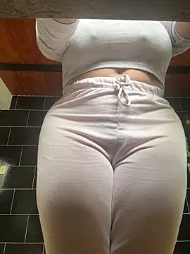 kattaleya14 online show from March 31, 2026, 3:25 pm