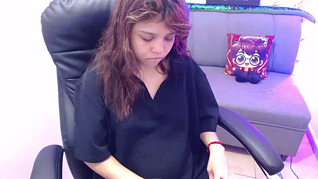 Snapshot of minnie_cake chatting on September 20, 2025, 10:48 pm minnie cake online show from September 20, 2025, 10:48 pm