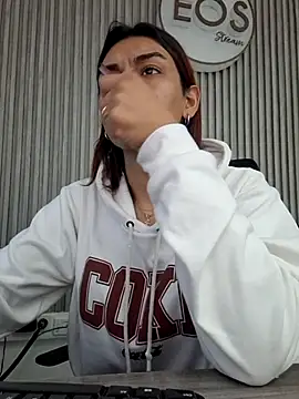 Lilith Zamara online show from November 24, 2025, 7:14 pm