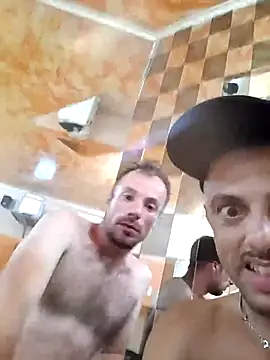 Snapshot of gillasrg chatting on October 29, 2025, 1:37 am gillasrg online show from October 29, 2025, 1:37 am