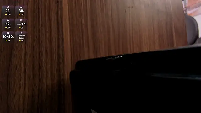 Snapshot of Dash_Bukoski chatting on October 22, 2025, 11:53 am Dash Bukoski online show from October 22, 2025, 11:53 am