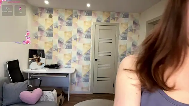 NylaNadler online show from April 4, 2026, 4:08 am