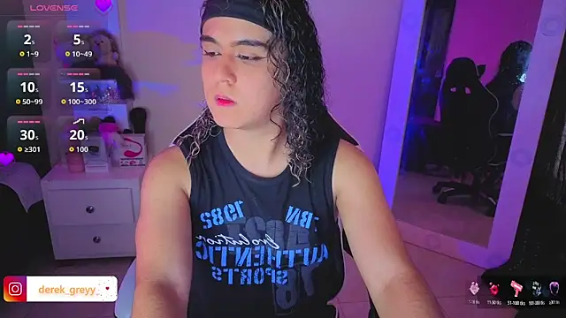Snapshot of derek_greyy_ chatting on February 27, 2026, 8:30 pm derek greyy online show from February 27, 2026, 8:30 pm