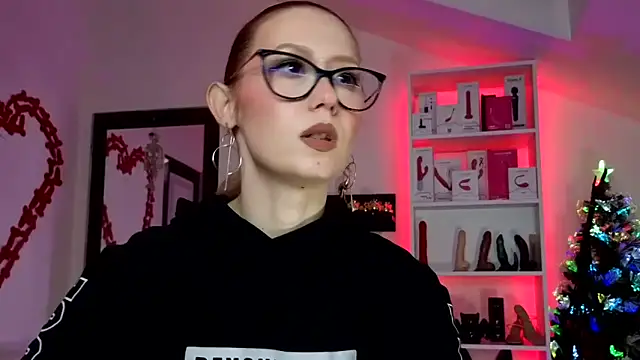 Snapshot of kulteacher chatting on October 21, 2025, 8:25 am kulteacher online show from October 21, 2025, 8:25 am