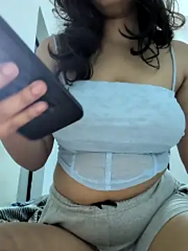 hazelgrace03 online show from June 8, 2026, 3:01 pm