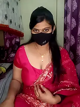 Snapshot of reena502 chatting on November 24, 2025, 11:49 pm reena502 online show from November 24, 2025, 11:49 pm