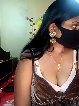 Snapshot of reena502 chatting on December 20, 2025, 12:35 am reena502 online show from December 20, 2025, 12:35 am