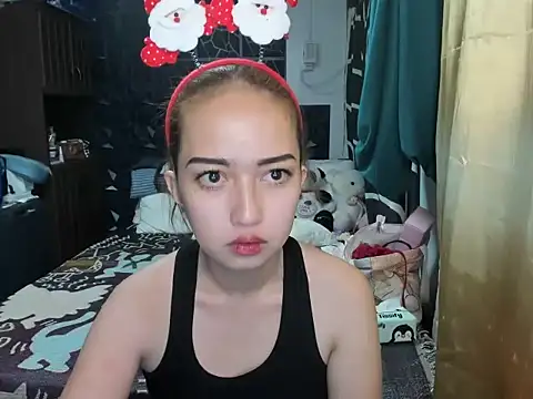 Snapshot of Soft_Angel8 chatting on December 21, 2025, 3:41 am Soft Angel8 online show from December 21, 2025, 3:41 am