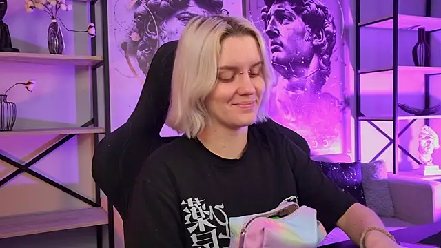 Snapshot of BethanyCloud chatting on January 15, 2026, 5:33 am BethanyCloud online show from January 15, 2026, 5:33 am