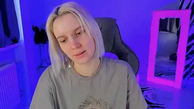 Snapshot of BethanyCloud chatting on February 19, 2026, 5:15 am BethanyCloud online show from February 19, 2026, 5:15 am