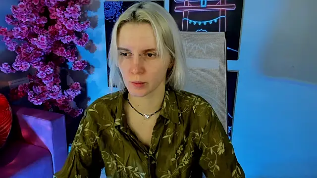 Snapshot of BethanyCloud chatting on December 18, 2025, 5:45 am BethanyCloud online show from December 18, 2025, 5:45 am