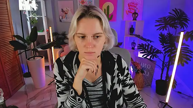 BethanyCloud online show from October 29, 2025, 5:28 am