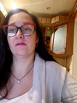 Amandda  online show from October 22, 2025, 7:13 pm