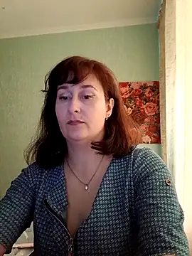 Amandda  online show from May 18, 2026, 9:47 am
