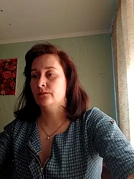 Amandda  online show from April 19, 2026, 2:18 pm