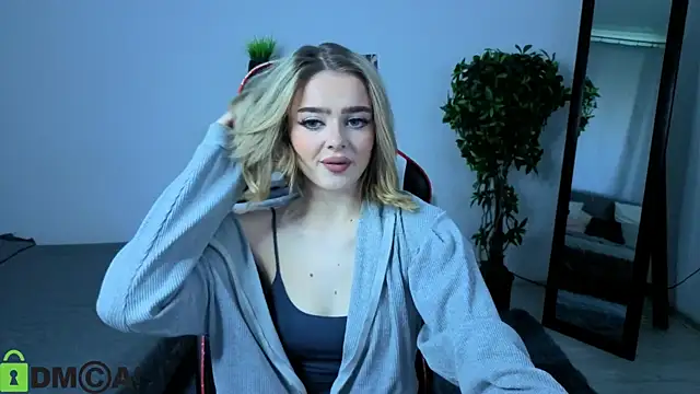 Snapshot of Relax_Time_ chatting on November 13, 2025, 12:09 pm Relax Time online show from November 13, 2025, 12:09 pm