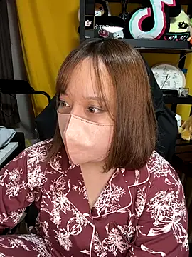 0kanna0 online show from October 3, 2025, 3:35 pm