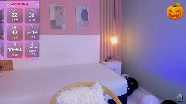 candy lux30 online show from November 6, 2025, 4:05 am