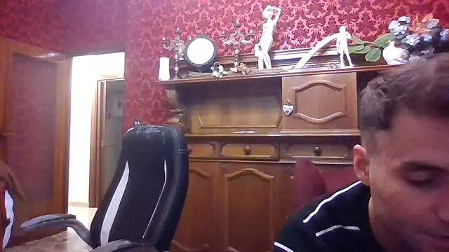 Snapshot of omihaze94 chatting on October 27, 2025, 6:20 pm omihaze94 online show from October 27, 2025, 6:20 pm