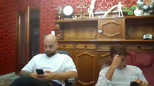 Snapshot of omihaze94 chatting on September 30, 2025, 5:19 pm omihaze94 online show from September 30, 2025, 5:19 pm