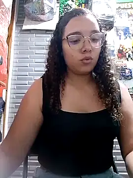 Snapshot of Liana_23 chatting on October 20, 2025, 3:12 pm Liana 23 online show from October 20, 2025, 3:12 pm