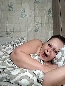 Snapshot of Tupo070481 chatting on October 30, 2025, 1:15 am Tupo070481 online show from October 30, 2025, 1:15 am