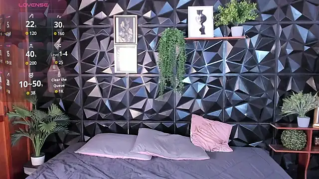 Snapshot of April__foxx chatting on December 2, 2025, 2:30 pm April foxx online show from December 2, 2025, 2:30 pm