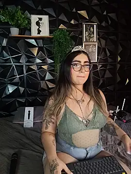 Snapshot of April__foxx chatting on November 22, 2025, 3:55 pm April foxx online show from November 22, 2025, 3:55 pm