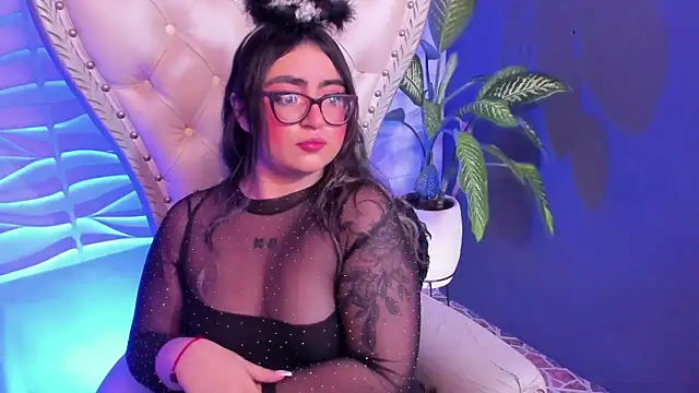 Snapshot of April__foxx chatting on October 31, 2025, 1:08 pm April foxx online show from October 31, 2025, 1:08 pm