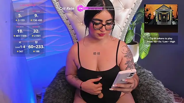 Snapshot of April__foxx chatting on October 19, 2025, 3:59 pm April foxx online show from October 19, 2025, 3:59 pm