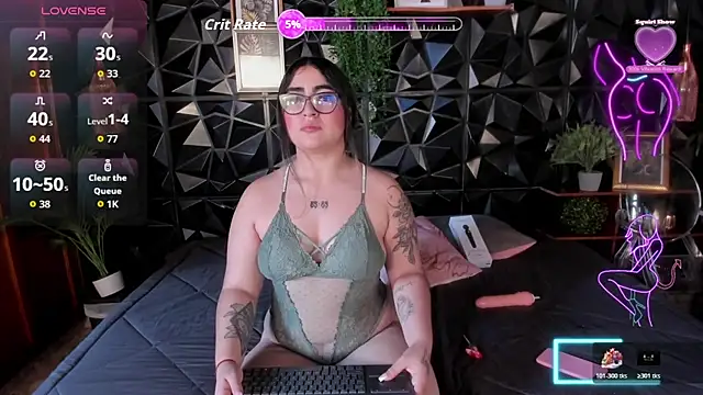 Snapshot of April__foxx chatting on November 11, 2025, 2:23 pm April foxx online show from November 11, 2025, 2:23 pm