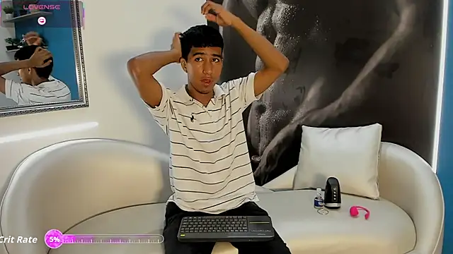 ender h0t online show from November 7, 2025, 1:48 pm