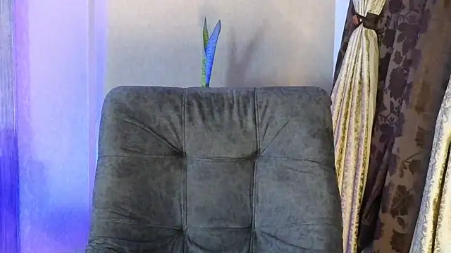 Snapshot of BenjaminCol_ chatting on October 24, 2025, 1:37 am BenjaminCol online show from October 24, 2025, 1:37 am