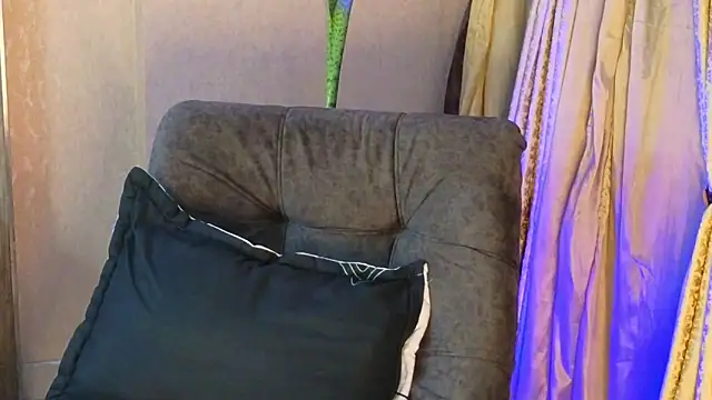 Snapshot of BenjaminCol_ chatting on October 2, 2025, 11:41 pm BenjaminCol online show from October 2, 2025, 11:41 pm