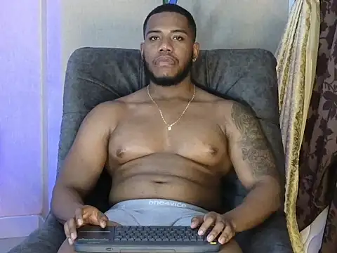 Snapshot of BenjaminCol_ chatting on October 29, 2025, 10:09 pm BenjaminCol online show from October 29, 2025, 10:09 pm