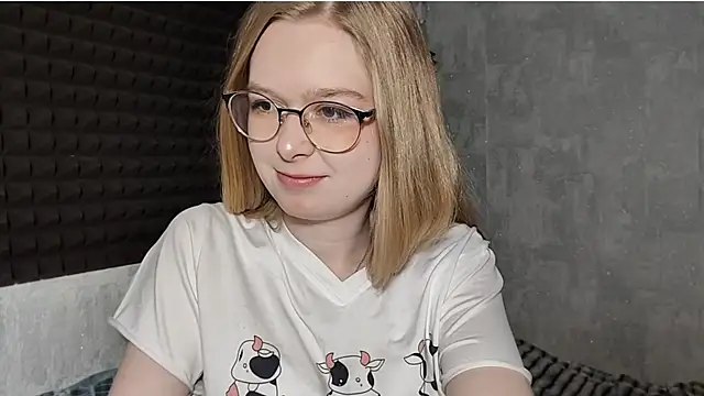 LiaVibes online show from March 2, 2026, 7:15 am