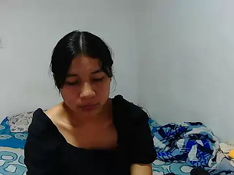 Snapshot of kate_bliss chatting on October 2, 2025, 8:12 pm kate bliss online show from October 2, 2025, 8:12 pm