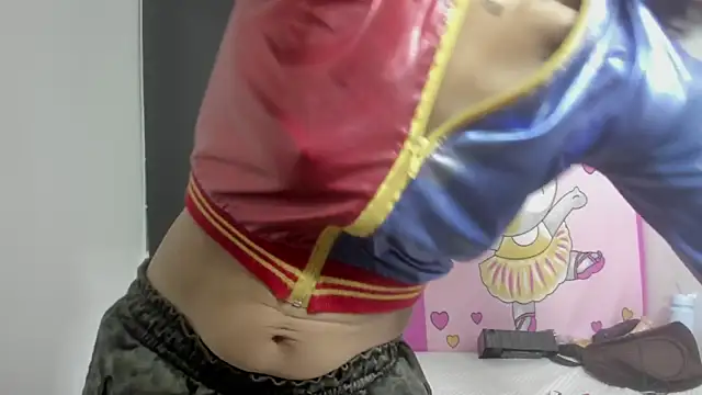 Snapshot of evelynesex chatting on February 3, 2026, 4:10 am evelynesex online show from February 3, 2026, 4:10 am