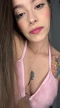 Snapshot of alysa_g_ chatting on November 13, 2025, 10:24 pm alysa g online show from November 13, 2025, 10:24 pm