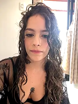 Snapshot of alysa_g_ chatting on September 21, 2025, 6:02 pm alysa g online show from September 21, 2025, 6:02 pm