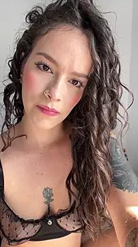 Snapshot of alysa_g_ chatting on October 19, 2025, 8:33 pm alysa g online show from October 19, 2025, 8:33 pm