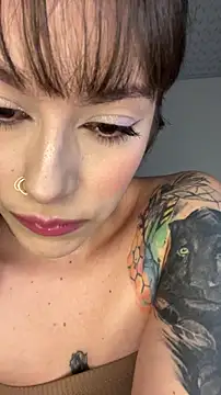 Snapshot of alysa_g_ chatting on November 19, 2025, 9:59 pm alysa g online show from November 19, 2025, 9:59 pm