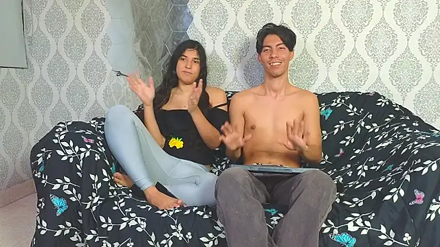 Couplex xxx online show from November 27, 2025, 1:28 am