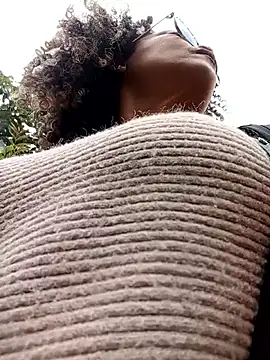 Snapshot of BiiancaEstradaa chatting on February 22, 2026, 5:36 pm BiiancaEstradaa online show from February 22, 2026, 5:36 pm