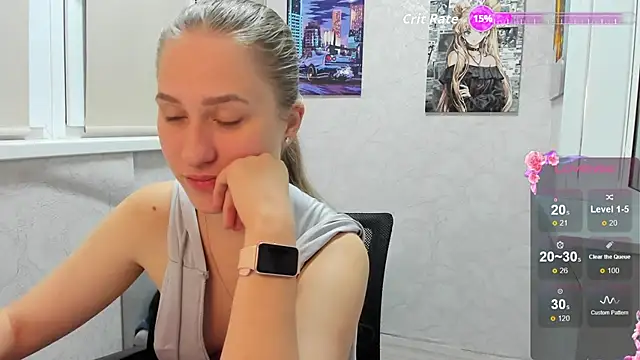 sofamuffin online show from November 3, 2025, 10:02 pm